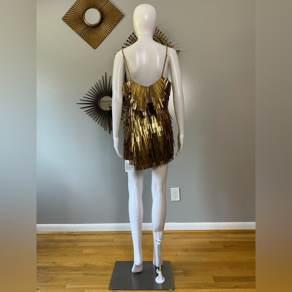 ASOS Design - Top and Skirt Set in Gold Shard Sequin - Picture 8 of 14
